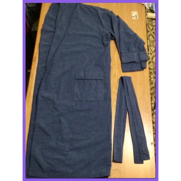 Lightweight Robe, sz OS - Picture 1 of 3